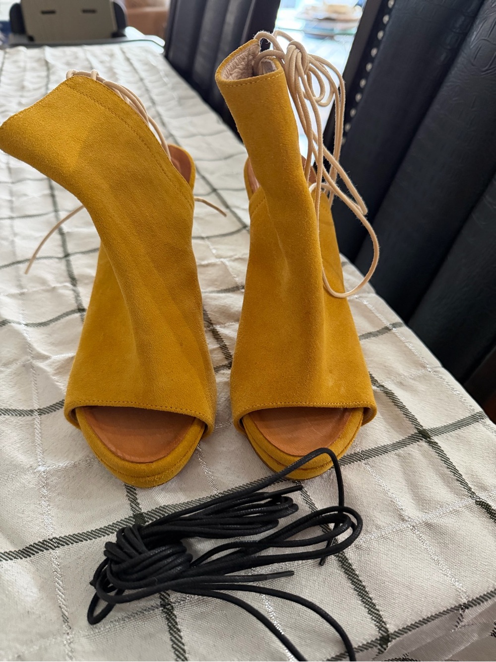 Cuplé Women’s Open-Toe Lace-Up Heels in Mustard Yellow